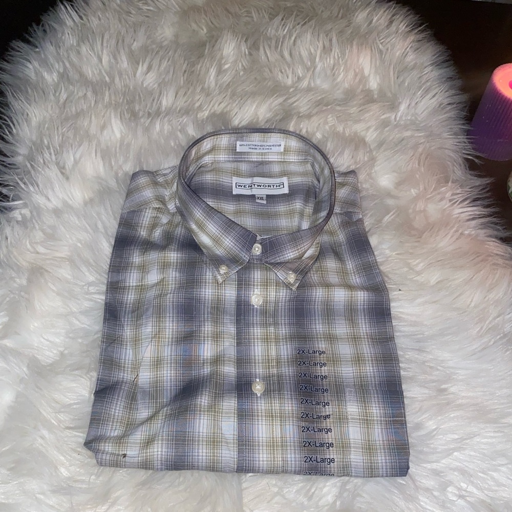 Casual Blue and Green Button Down Shirt with Plaid Pattern
